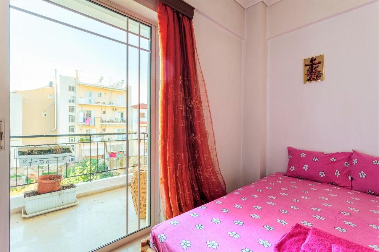 Bright Comfy Flat Near The Beach & The City Center Каламата Экстерьер фото
